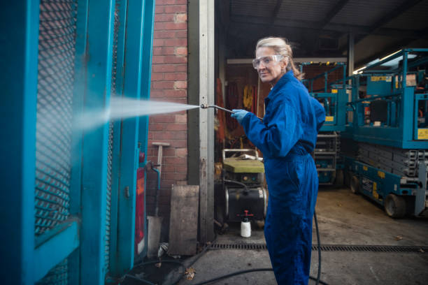 Best Commercial Building Pressure Washing  in Cross Plains, WI