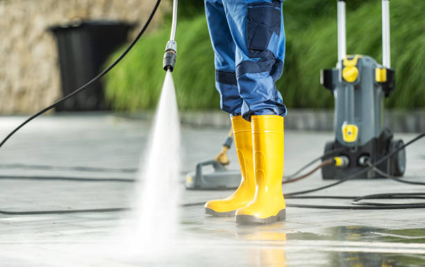 Best Commercial Building Pressure Washing  in Cross Plains, WI